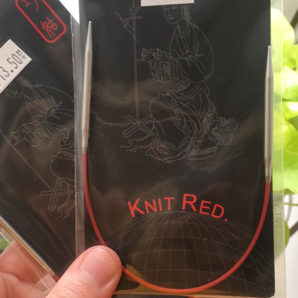 NWT 2 circular knitting needles US4 & US2.5 - Picture 10 of 11